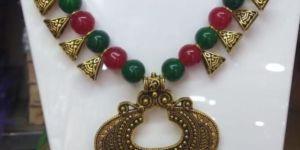 Glass Beaded Fashion Necklace