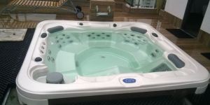 Spa Pool Jacuzzi Bathtub