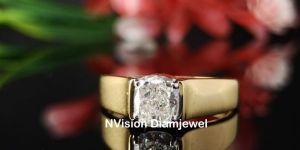 Yellow Gold Lab Grown Diamond Solitaire Unisex Ring