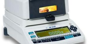 Moisture Analyzer