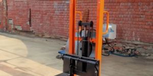 Hydraulic Manual Stacker