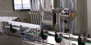 Edible Oil Bottle Filling Machine