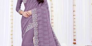 Women Shimmer Saree