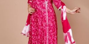 Ladies Magenta Anarkali Kurti Set