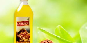 Wood Pressed Groundnut Oil