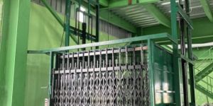 Hydraulic Goods Lift