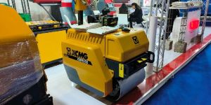 WALK BEHIND ROLLER XMR050 DOUBLE DRUM