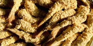 Jumbo crispy prawns -ready to eat