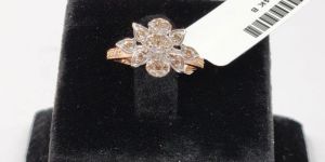 Ladies Gold Diamond Ring