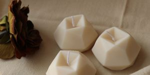 Diamond Cube Fragrance Candle