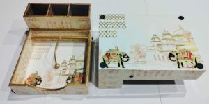 Napkin Cum Cutlery Holder