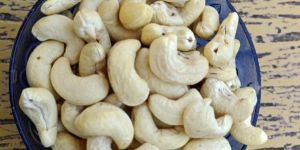 W240 Cashew Nuts