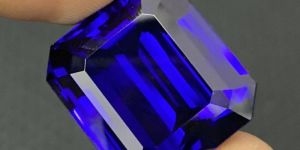 Tanzanite Stone