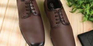 c0150- brown shoes