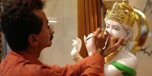 Marble Statue Painting Service