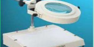 Illuminated Magnifying Glass