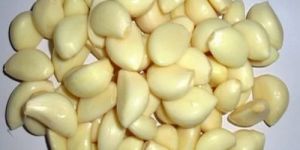 Natural Peeled Garlic