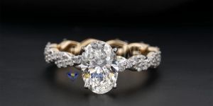 Oval & Round Cut Diamond Rose Gold Ring