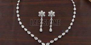 Pear & Heart Cut Diamond White Gold Necklace Set
