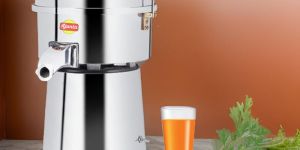 MEDIUM CARROT JUICER MACHINE