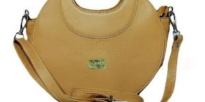 Ladies Plain Leather Hand Bag