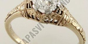 Ladies Antique Diamond Engagement Ring