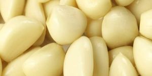 Fresh Peeled Garlic