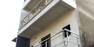 Badri Glass Mart Stainless Steel Elevation Pipe