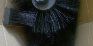 Plastic Body Milk Can Scrubber Brush