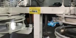 Paper Plate Hydraulic Four Dies Machine