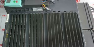 SIEMENS 6SL3224-0BE33-0UA0 Siemens SINAMICS PM240 Power Module for 30kW (40HP) 400V Three Phase Moto