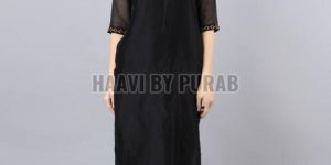 Chanderi kurta with dabka embroidery at neck and sleeves .