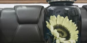 Aluminium Handicrafts Cremation Urns