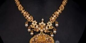 Pearl Drop Pachi Necklace