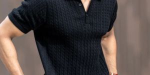 RIBBED KNIT BLACK POLO T-SHIRT