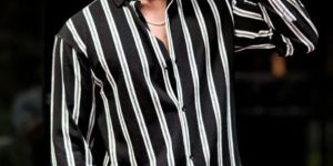 TERRY VERTICAL STRIPES BLACK SHIRT