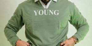 young hunter green full sleeve polo t-shirt