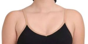 Solid Full Coverage Light Padded Sports Bra Black