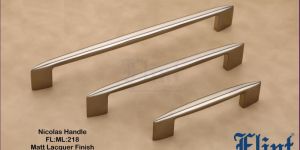 Nicolas Cabinet Handle
