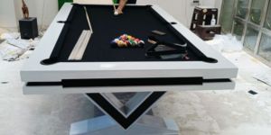 V Lag Luxury American Pool Table