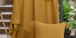 Knitted Throws with Cushion