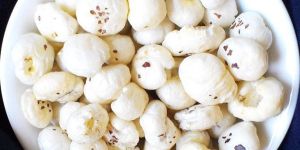 Raw Plain Makhana