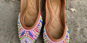 Ladies Designer Beaded Mojari