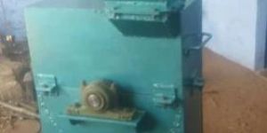 Automatic Copra Cutting Machine