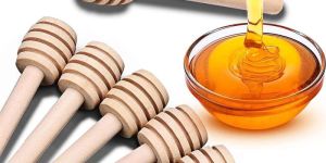 Wooden Honey Dipper