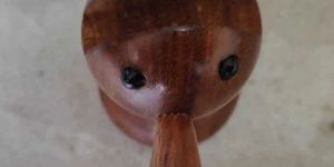 Wooden Spectacles Holder