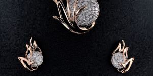 PS130P Ladies Diamond Pendant Set