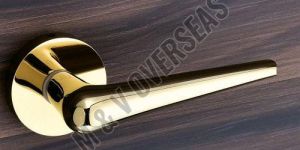 MV 004 Brass Rose Handle