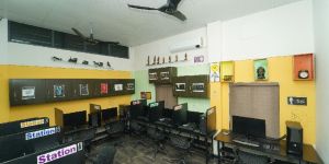 Business Meeting Service