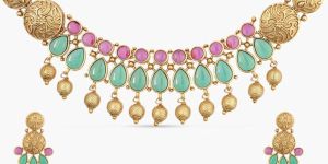 Aria Antique Red Green Kempu Necklace Set